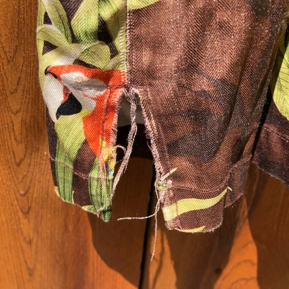 Sold Tommy Bahama Parrot Jungle Tropical Button Down Shirt - Picture 5 of 6